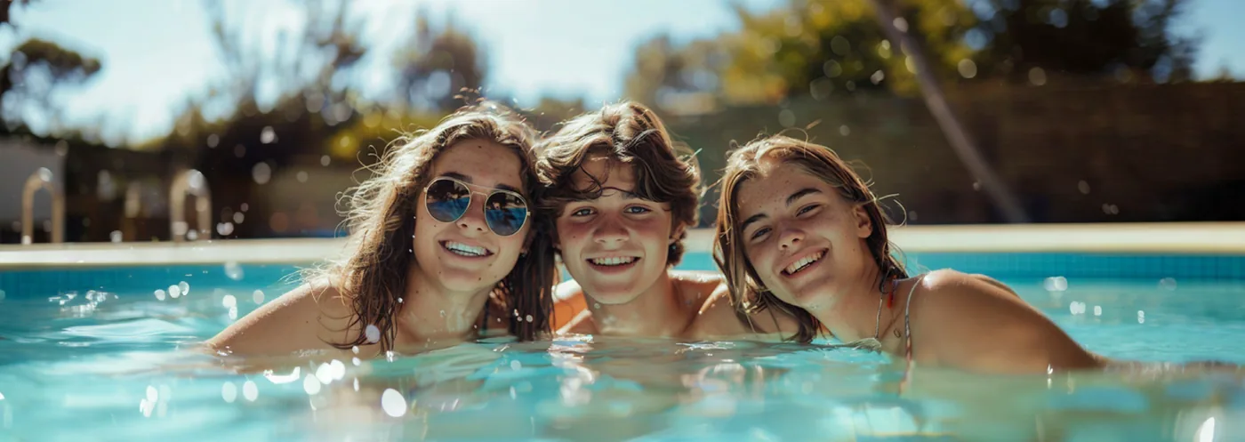 Swimming pools lifestyle at Peerage Residence